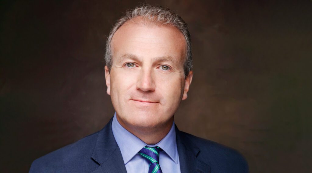 Julian Cook, Portfolio Specialist Aktien bei T. Rowe Price